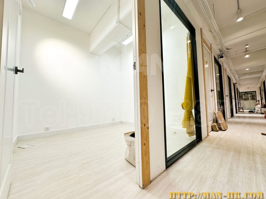 有利中心 yau lee centre MANHKCOM 工廈租盤 觀塘租盤 觀塘租工作室 觀塘網店出租 觀塘多用途工作室出租 租觀塘樓上舖 觀塘工廈出租 觀塘工作室出租 觀塘studio出租 觀塘分租單位 租觀塘工作室 觀塘樓上網店出租 觀塘租樓上舖 觀塘樓上舖出租