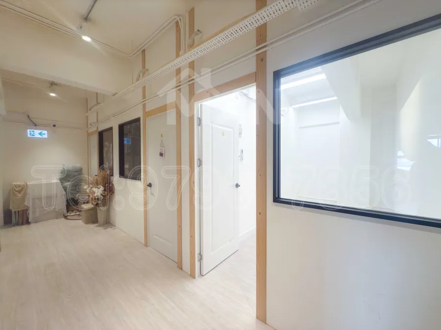 Rm.B1Q
美德工業大廈
Mai Tak Industrial Building MANHKCOM 工廈租盤 觀塘租盤 觀塘租工作室 觀塘網店出租 觀塘多用途工作室出租 租觀塘樓上舖 觀塘工廈出租 觀塘工作室出租 觀塘studio出租 觀塘分租單位 租觀塘工作室 觀塘樓上網店出租 觀塘租樓上舖 觀塘樓上舖出租