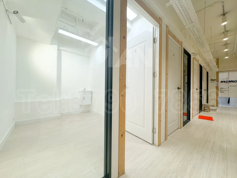 C02
萬年工業大廈
Manning Industrial Building MANHKCOM 工廈租盤 觀塘租盤 觀塘租工作室 觀塘網店出租 觀塘多用途工作室出租 租觀塘樓上舖 觀塘工廈出租 觀塘工作室出租 觀塘studio出租 觀塘分租單位 租觀塘工作室 觀塘樓上網店出租 觀塘租樓上舖 觀塘樓上舖出租