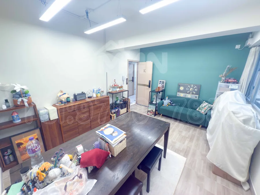 05K
美興工業大廈 
Mai Hing Industrial Building MANHKCOM 工廈租盤 觀塘租盤 觀塘租工作室 觀塘網店出租 觀塘多用途工作室出租 租觀塘樓上舖 觀塘工廈出租 觀塘工作室出租 觀塘studio出租 觀塘分租單位 租觀塘工作室 觀塘樓上網店出租 觀塘租樓上舖 觀塘樓上舖出租