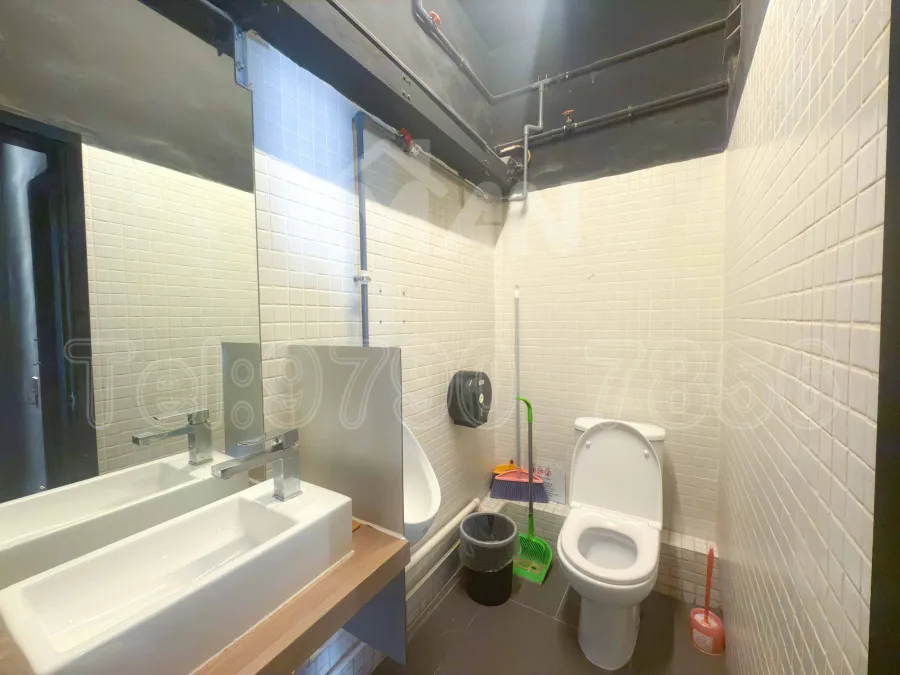 Rm.A9
駱駝漆大廈 1座
Camel Paint Building Block I MANHKCOM 工廈租盤 觀塘租盤 觀塘租工作室 觀塘網店出租 觀塘多用途工作室出租 租觀塘樓上舖 觀塘工廈出租 觀塘工作室出租 觀塘studio出租 觀塘分租單位 租觀塘工作室 觀塘樓上網店出租 觀塘租樓上舖 觀塘樓上舖出租