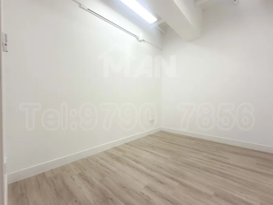 Rm.25 世貿大樓 World Interests Building MANHKCOM 工廈租盤 觀塘租盤 觀塘租工作室 觀塘網店出租 觀塘多用途工作室出租 租觀塘樓上舖 觀塘工廈出租 觀塘工作室出租 觀塘studio出租 觀塘分租單位 租觀塘工作室 觀塘樓上網店出租 觀塘租樓上舖 觀塘樓上舖出租