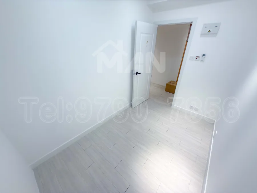 Rm.1P 開聯工業中心 hoi luen industrial centre MANHKCOM 工廈租盤 觀塘租盤 觀塘租工作室 觀塘網店出租 觀塘多用途工作室出租 租觀塘樓上舖 觀塘工廈出租 觀塘工作室出租 觀塘studio出租 觀塘分租單位 租觀塘工作室 觀塘樓上網店出租 觀塘租樓上舖 觀塘樓上舖出租