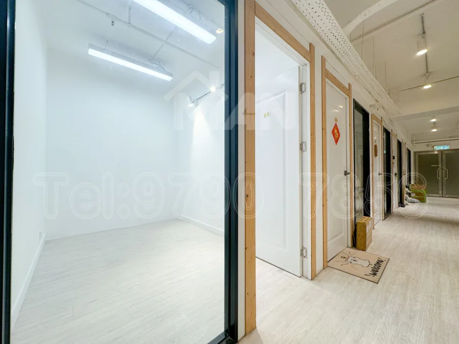 Rm.A6 開聯工業中心 hoi luen industrial centre MANHKCOM 工廈租盤 觀塘租盤 觀塘租工作室 觀塘網店出租 觀塘多用途工作室出租 租觀塘樓上舖 觀塘工廈出租 觀塘工作室出租 觀塘studio出租 觀塘分租單位 租觀塘工作室 觀塘樓上網店出租 觀塘租樓上舖 觀塘樓上舖出租